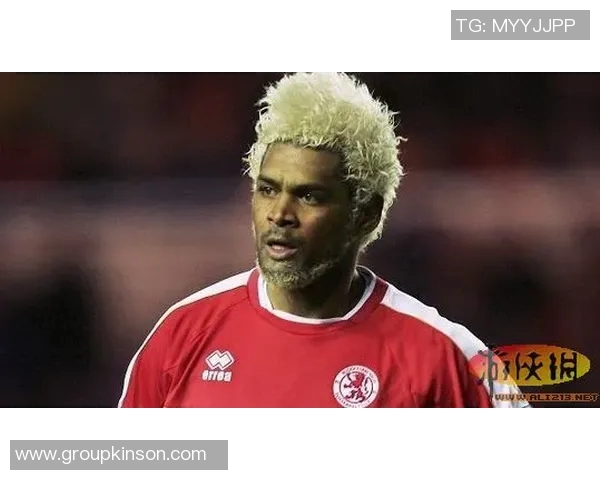 足球明星发型风格大比拼从经典到时尚的视觉盛宴 足球明星发型风格大比拼从经典到时尚的视觉盛宴